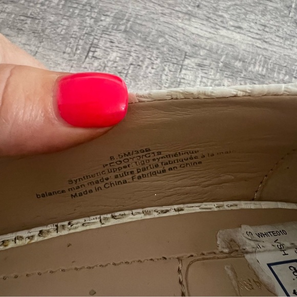 Marc New York Elegant White Textured Women's Pumps 8.5 - Picture 9 of 9